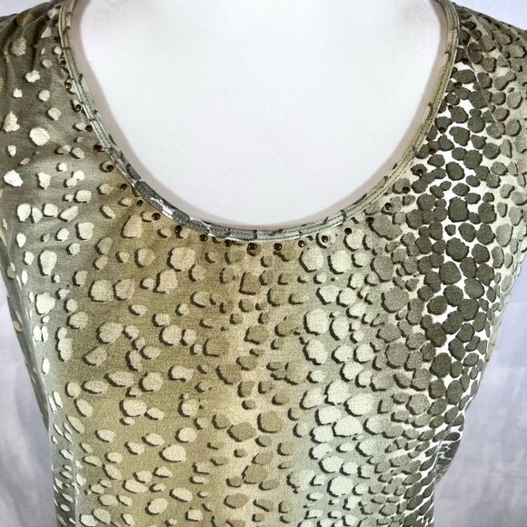 Shades of green abstract print studded tank top size large - Picture 2 of 5